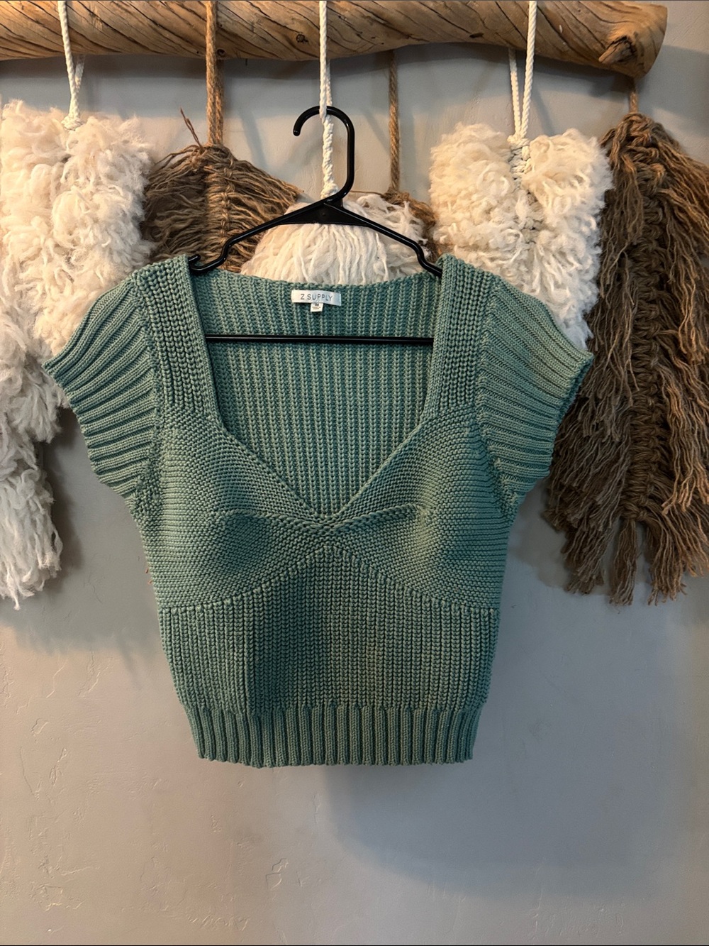 Z Supply Sage Green Knit V-Neck Short Sleeve Sweater Top